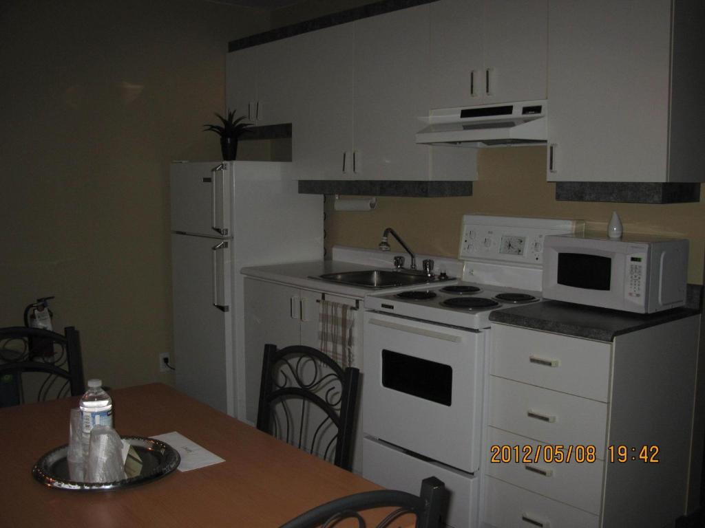 Motel Parc Beaumont Inc. Room photo